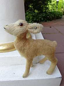 Very old, original German STEIFF chamois fawn, button with long f, dated about 1939-1943.