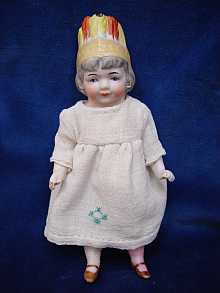 Antique bisque doll, closed mouth, made c1910.